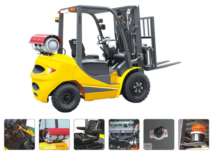 LPG 2.5 Ton Empat Roda Forklift 18km / H Travel Speed ​​CE Sertifikasi